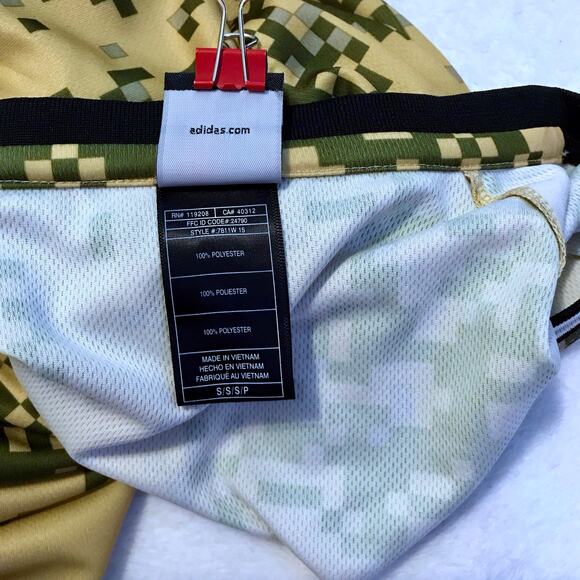 Adidas NWOT NBA Pixelated Short Sleeves Jersey Women S - Picture 11 of 13